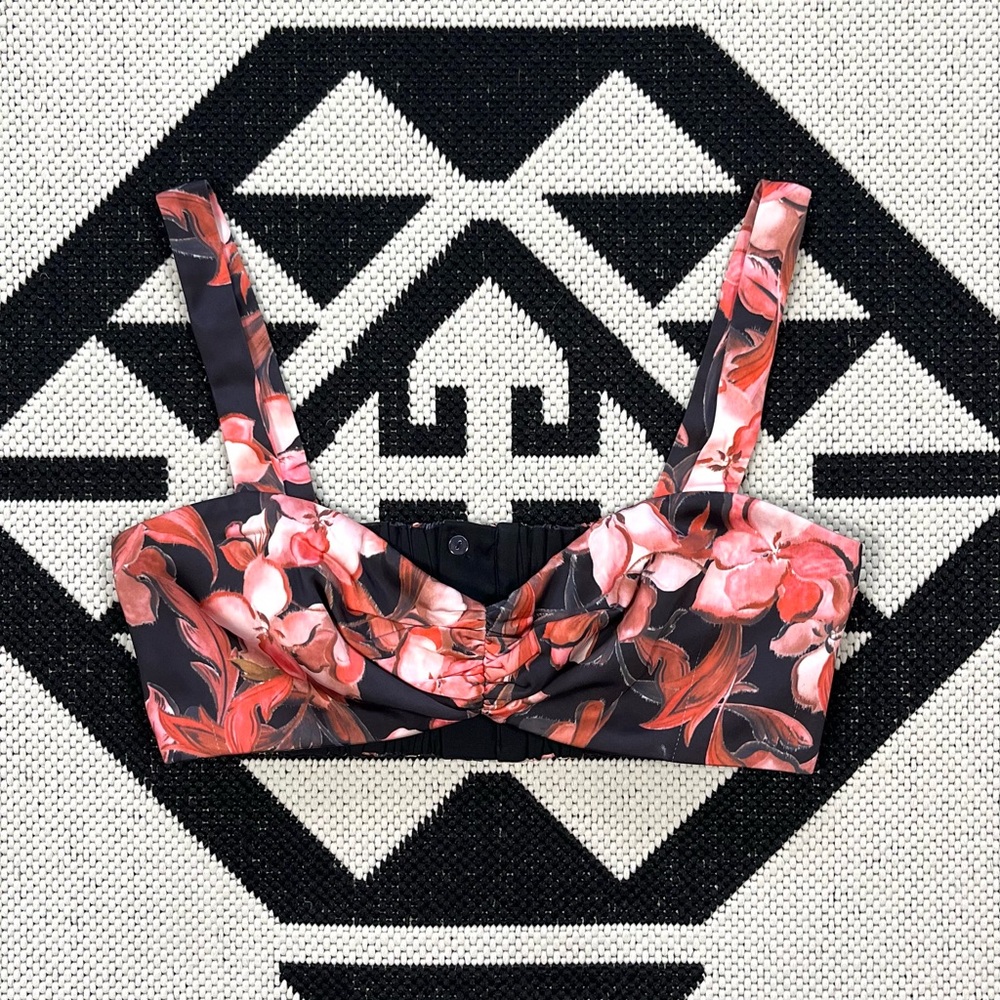Keepsake The Label Starter Crop Bra Top in Black Baroque Floral Size 4
